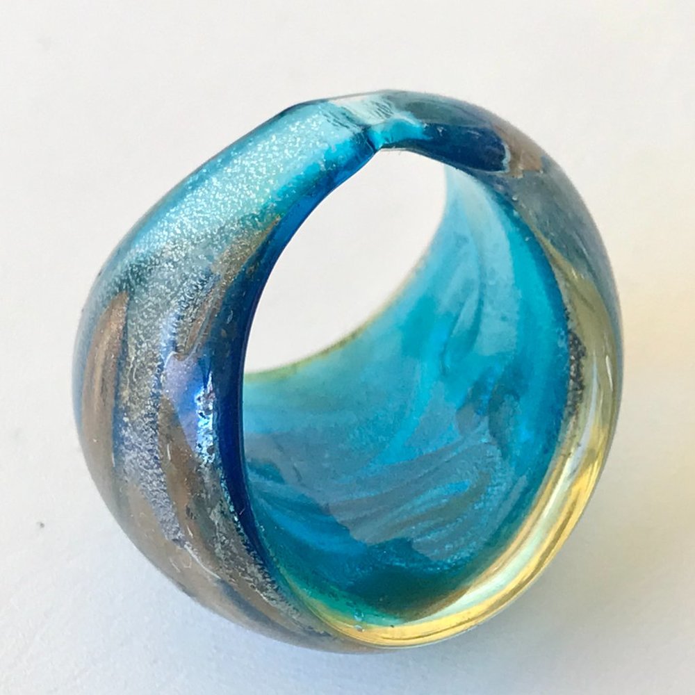 Vintage Murano Style Art Glass Dome Cocktail Ring Size 7 Aqua Blue Metallic - Picture 10 of 12